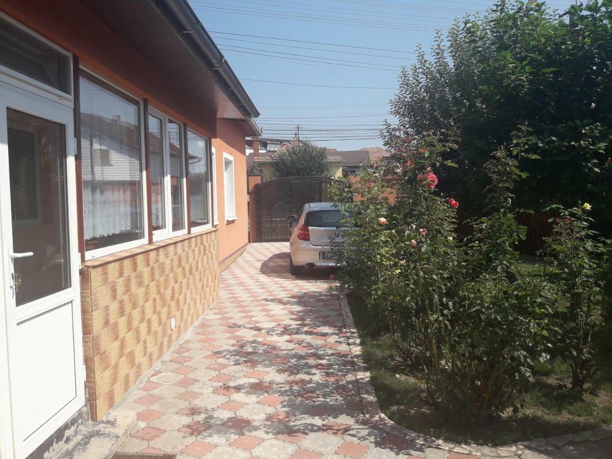 Olimpia Apartments Алба-Юлія Екстер'єр фото